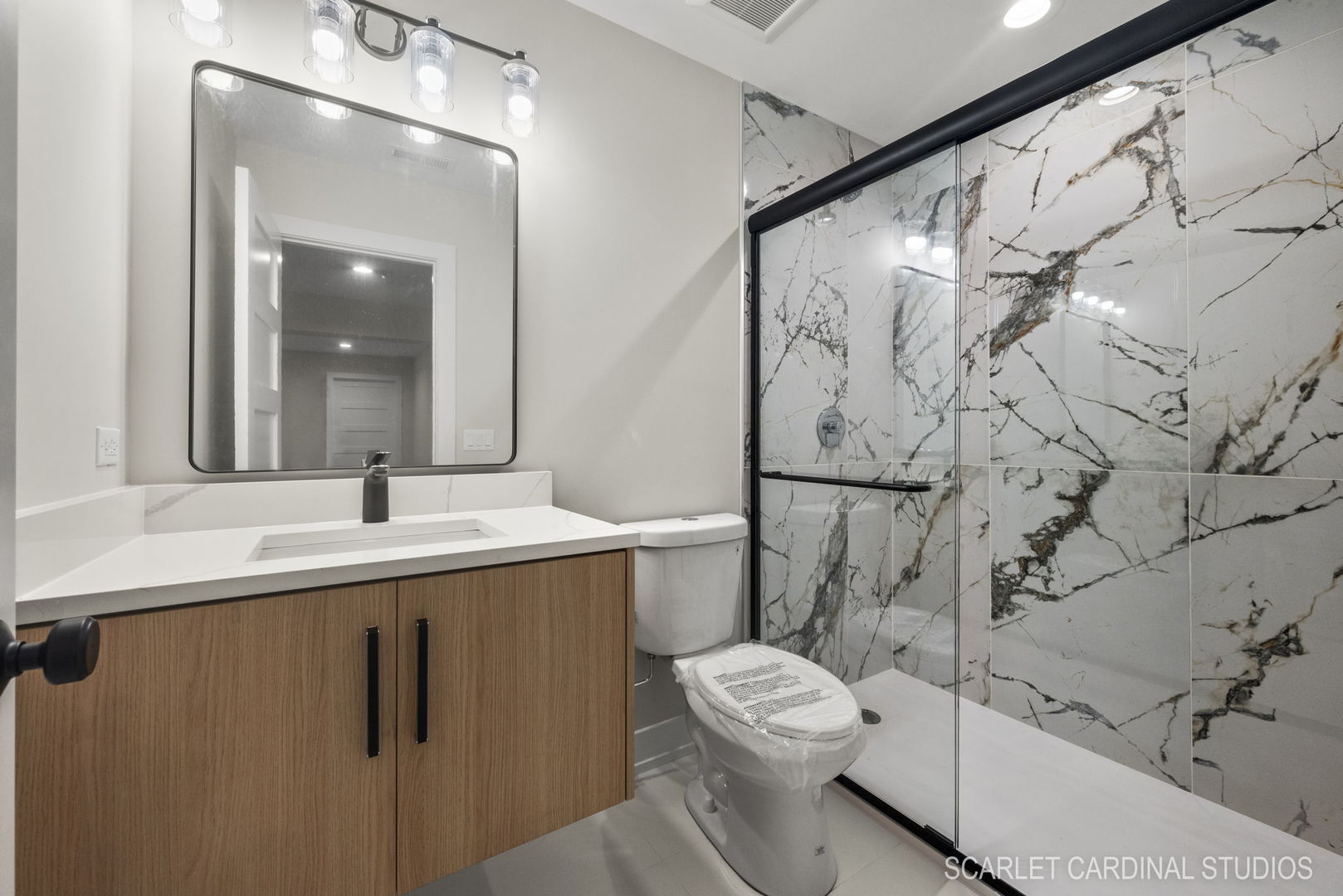 928 S Michigan Avenue, Villa Park, IL 60181