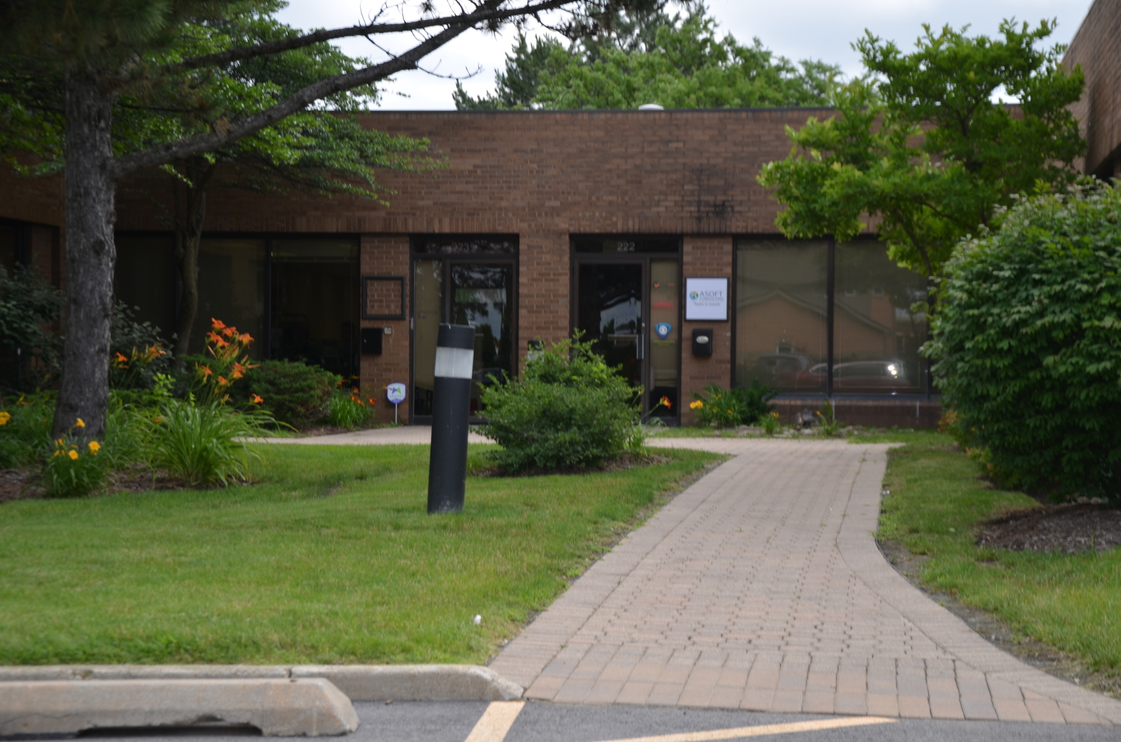 4255 Westbrook Drive #208, Aurora, IL 60504