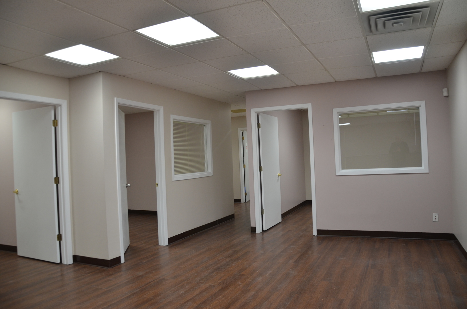 4255 Westbrook Drive #208, Aurora, IL 60504