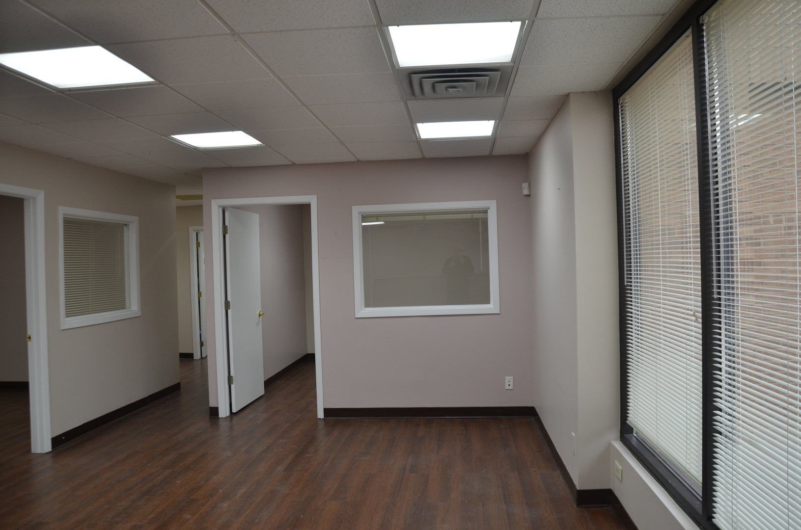 4255 Westbrook Drive #208, Aurora, IL 60504