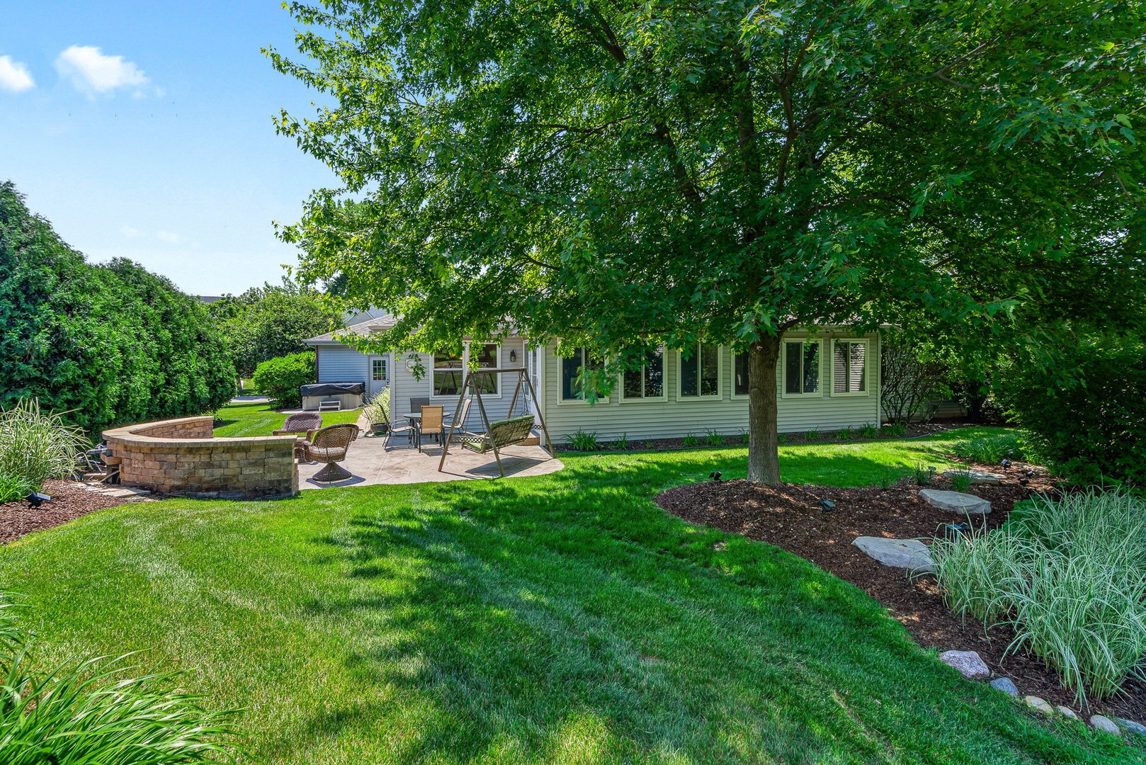16946 Mohican Drive, Lockport, IL 60441