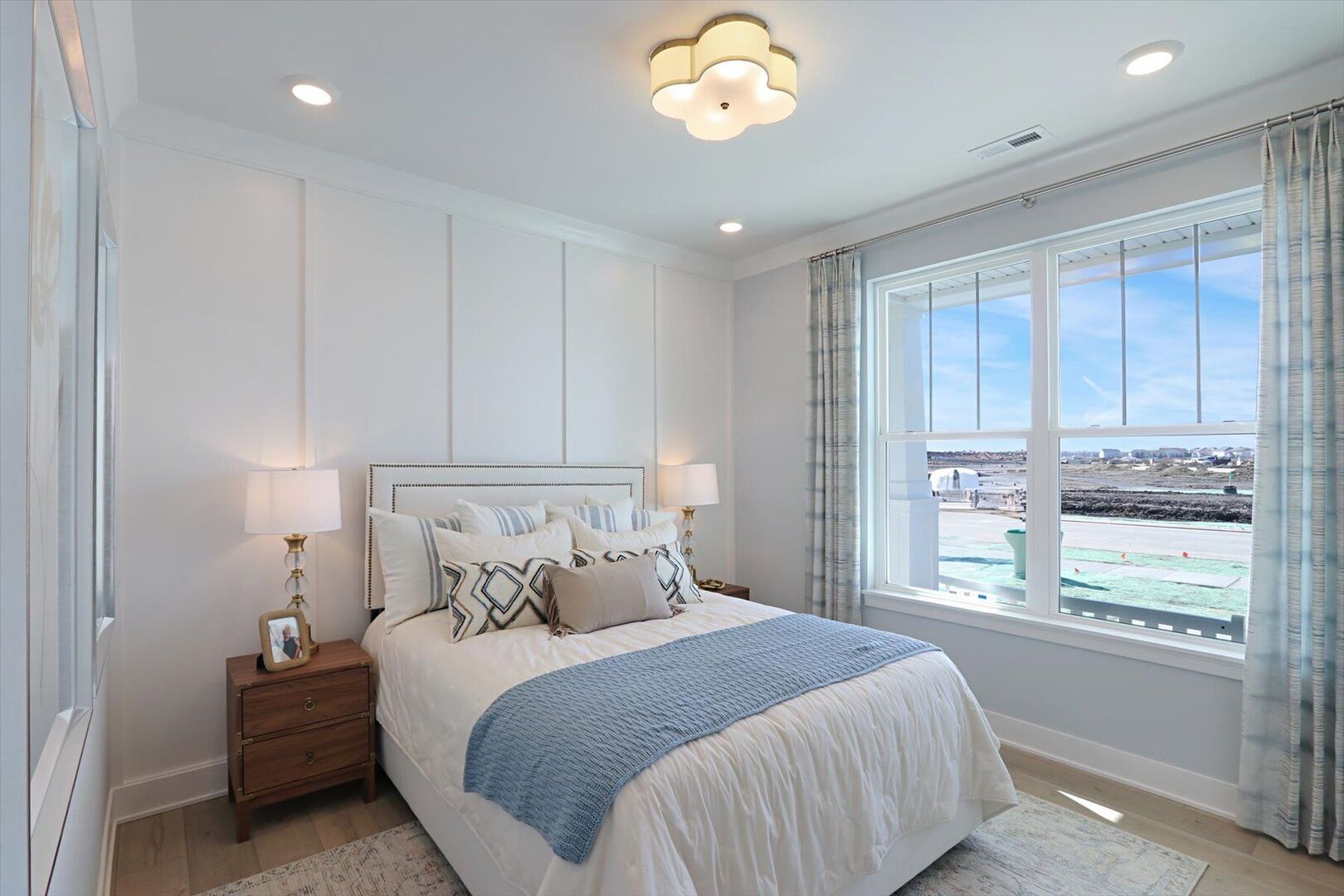 719 Alberta Avenue, Oswego, IL 60543