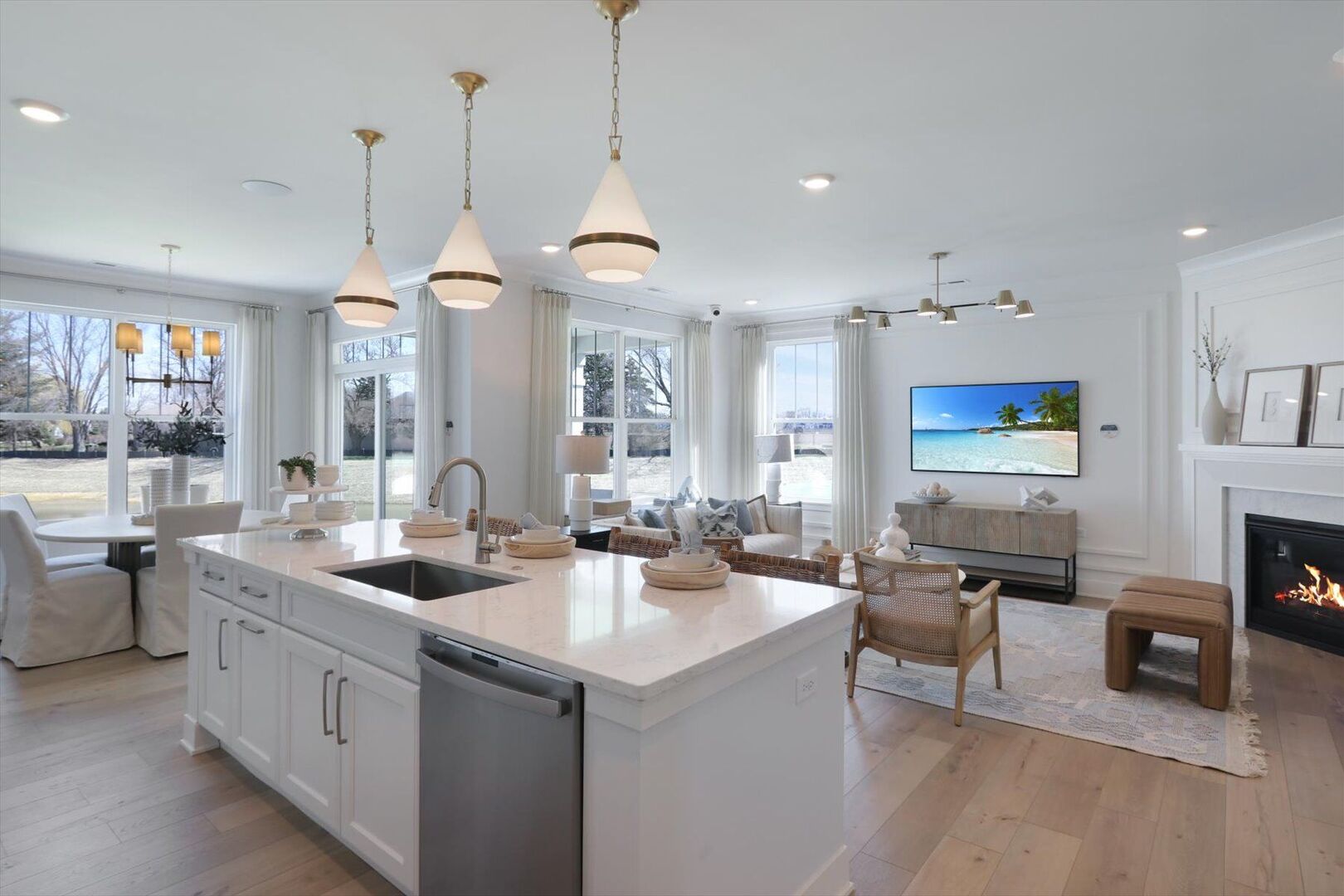 719 Alberta Avenue, Oswego, IL 60543