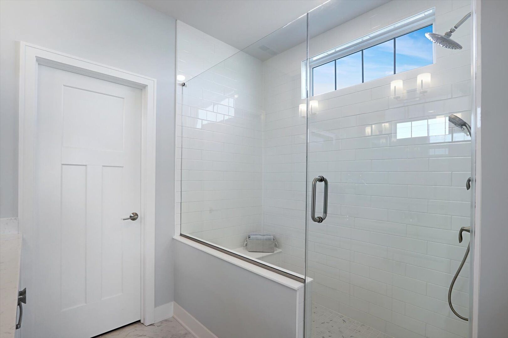 719 Alberta Avenue, Oswego, IL 60543