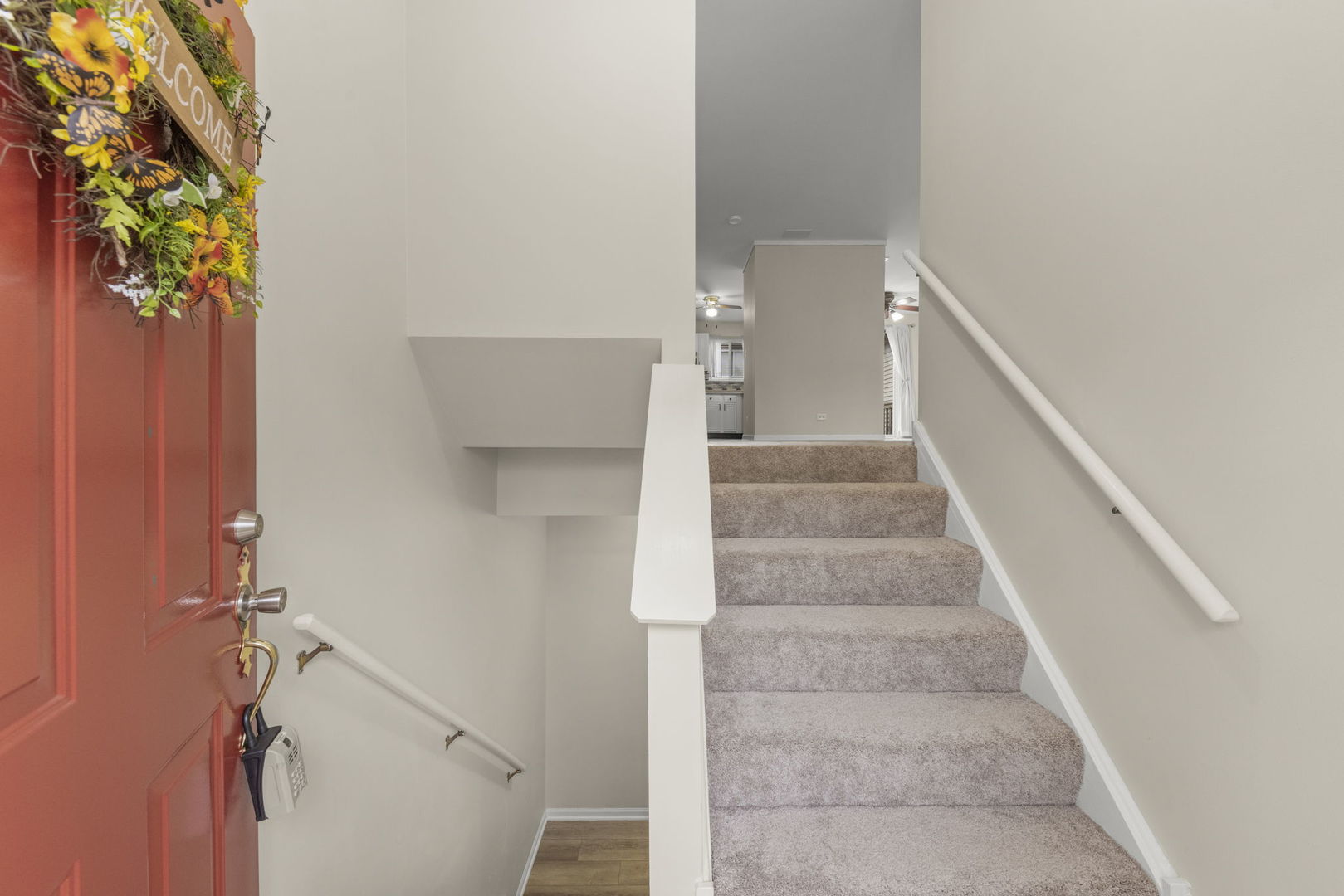 1643 ORCHARD Court, West Chicago, IL 60185