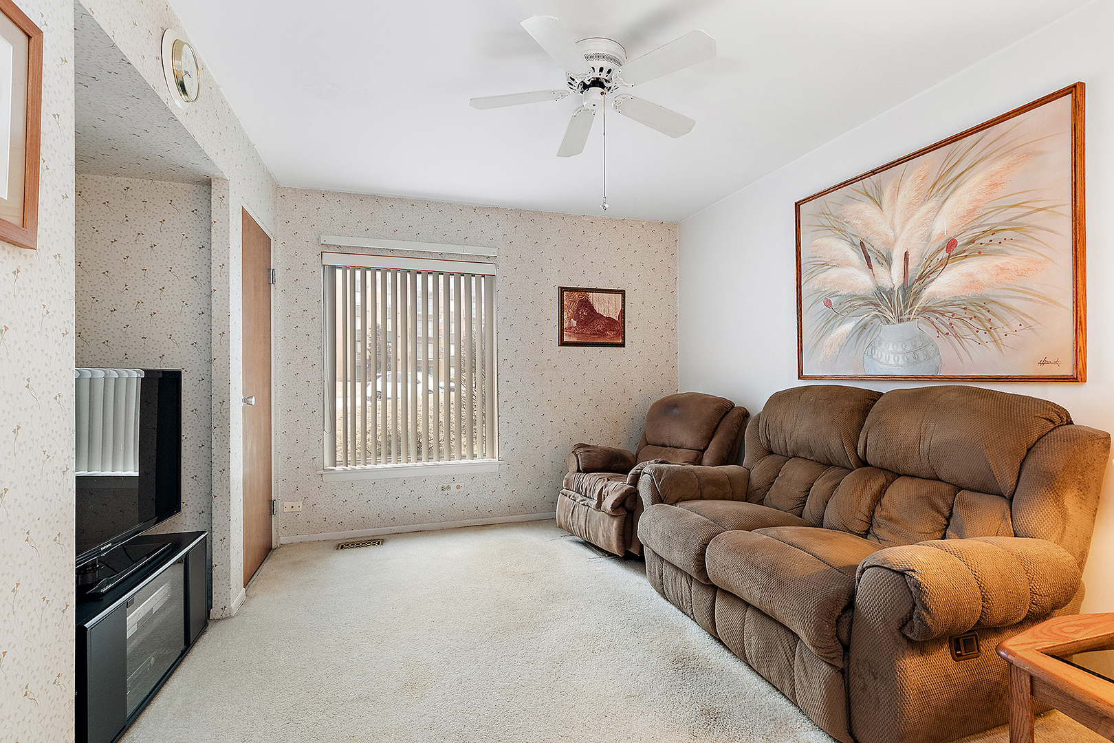 700 N Bruce Lane #108, Glenwood, IL 60425