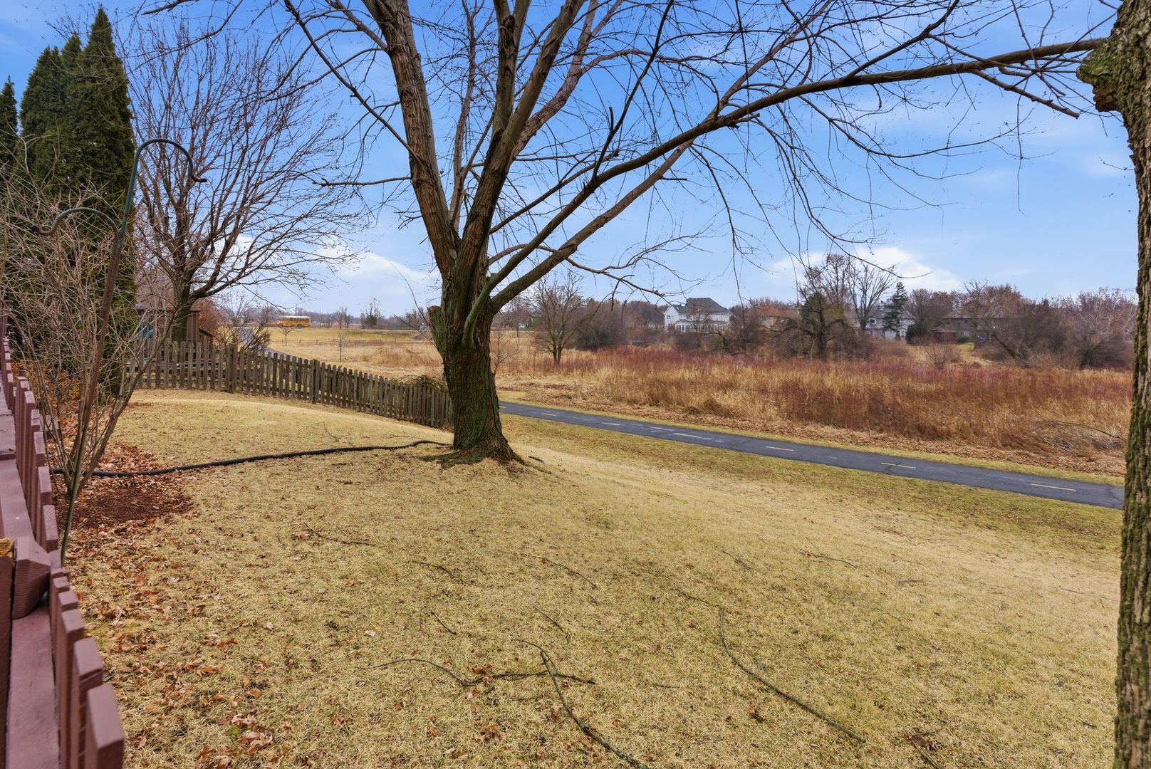 510 Waterford Drive, Oswego, IL 60543