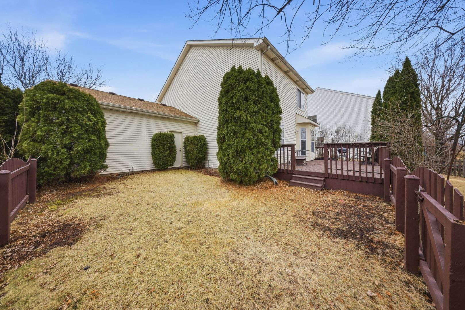 510 Waterford Drive, Oswego, IL 60543