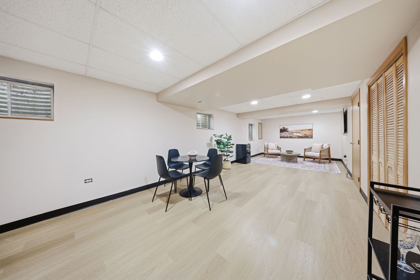 510 Waterford Drive, Oswego, IL 60543