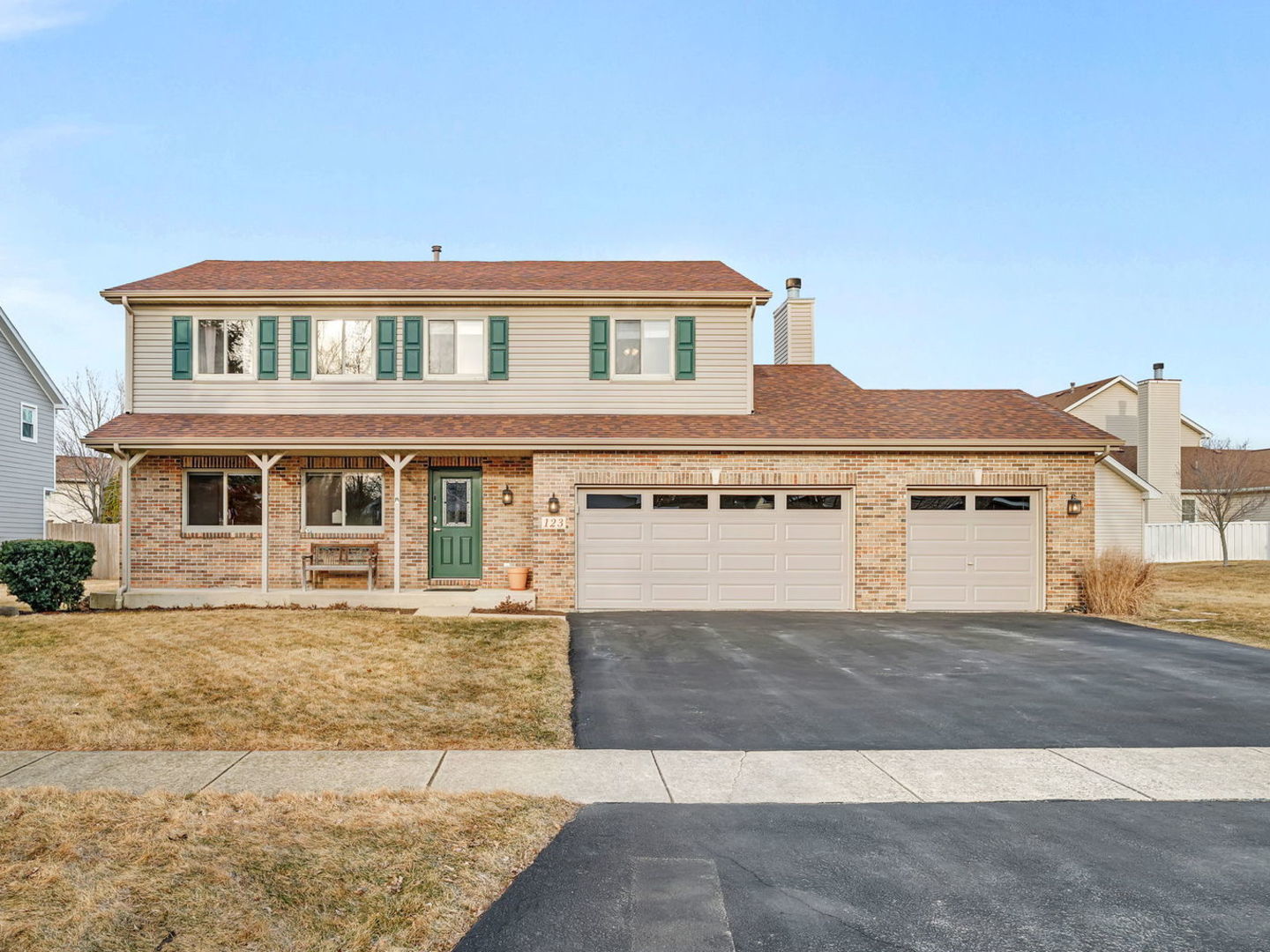 123 Fox Chase Drive, Oswego, IL 60543