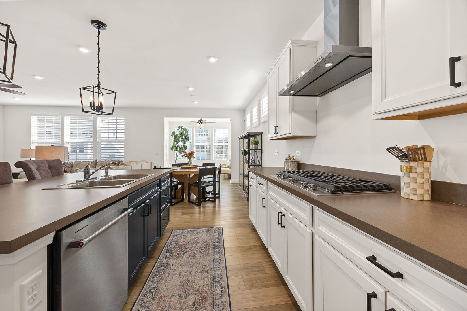 12751 S Grace Lane, Plainfield, IL 60585