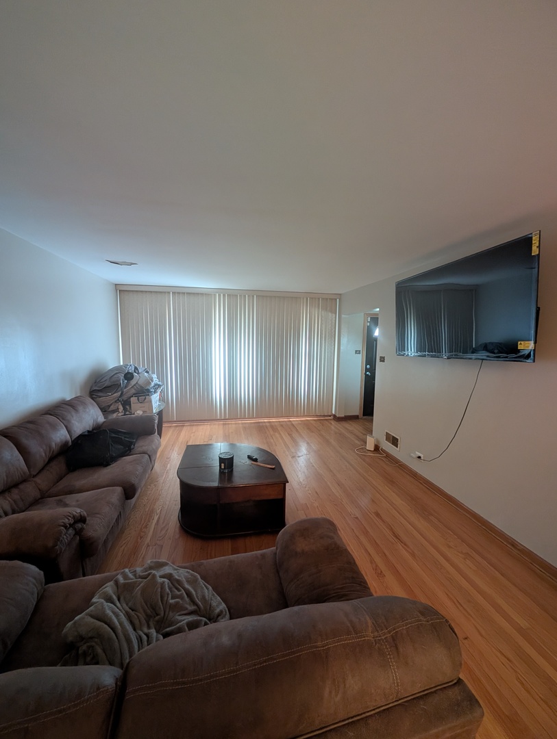 7759 S Indiana Avenue, Chicago, IL 60619