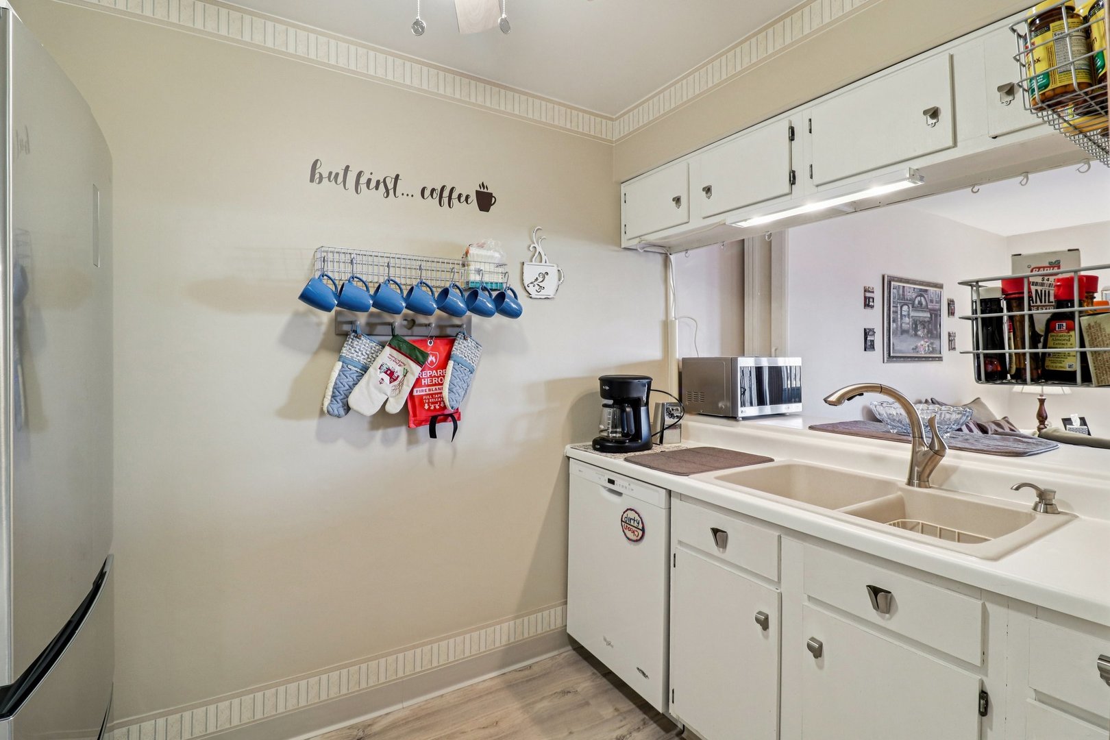 673 Cardinal Court, Grayslake, IL 60030