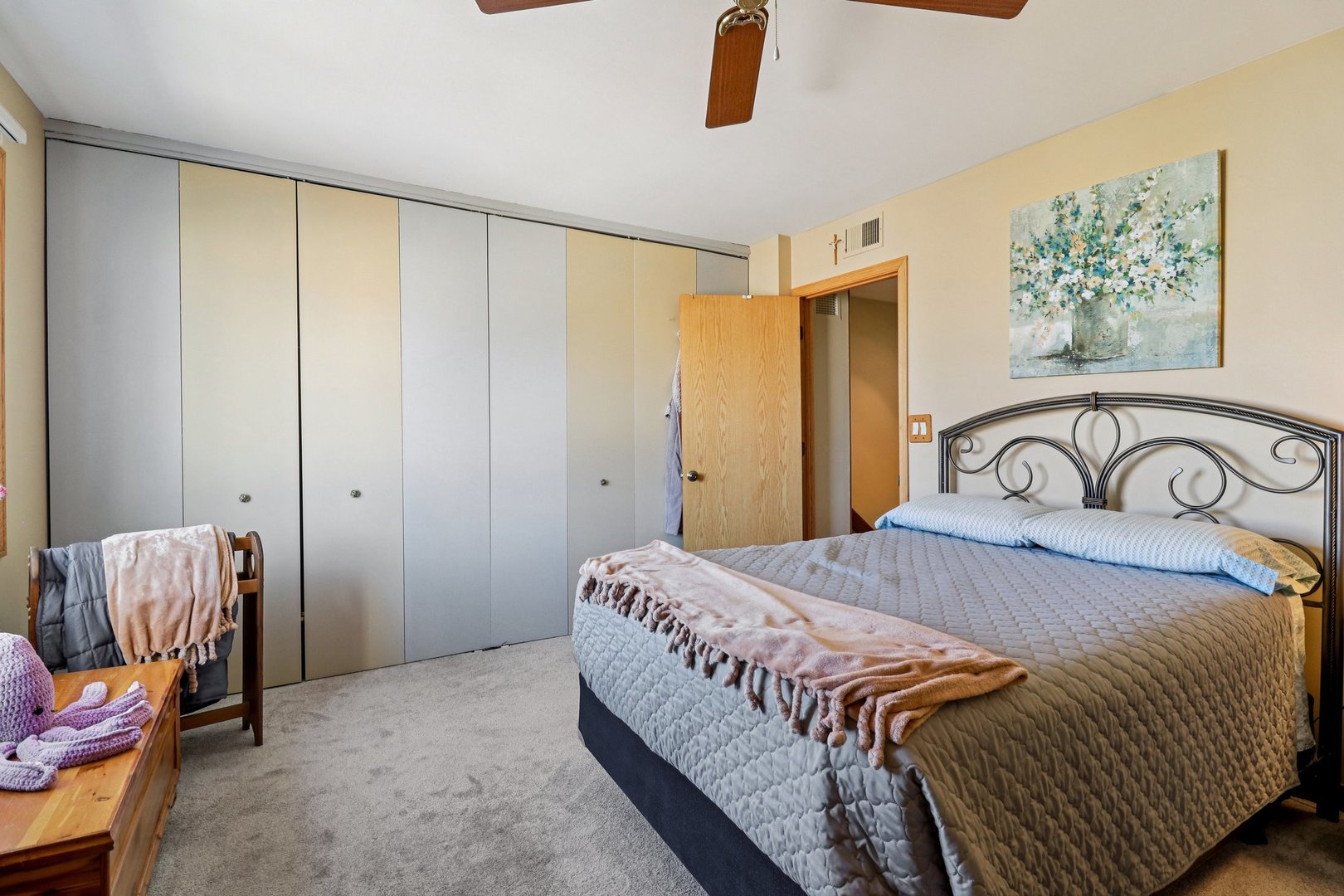 673 Cardinal Court, Grayslake, IL 60030