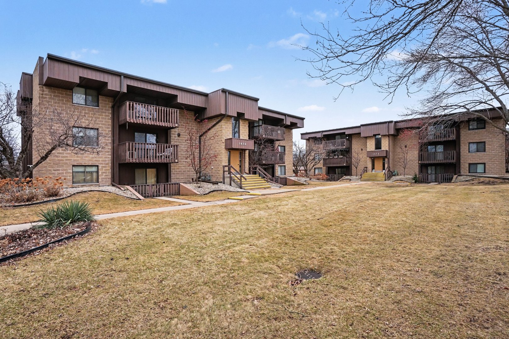 1484 N Rock Run Drive #3c, Crest Hill, IL 60403