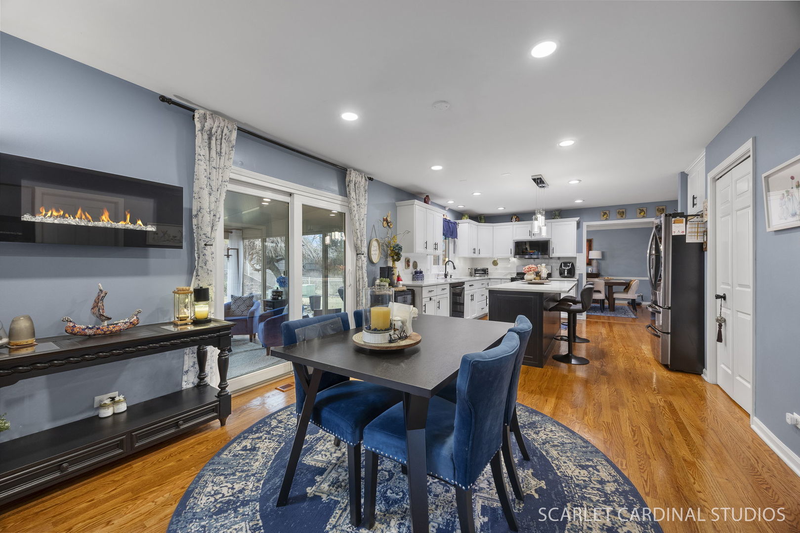 2836 Fairhauser Court, Naperville, IL 60564