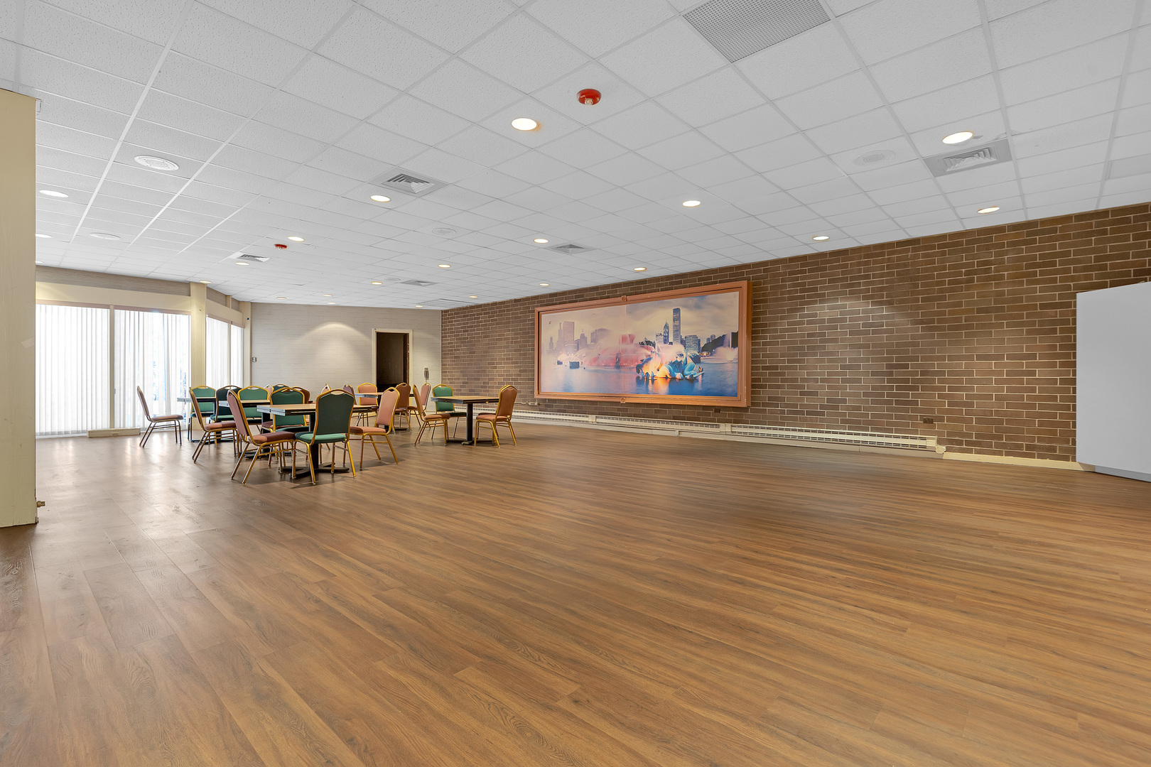 3801 Appian Way #403, Glenview, IL 60025