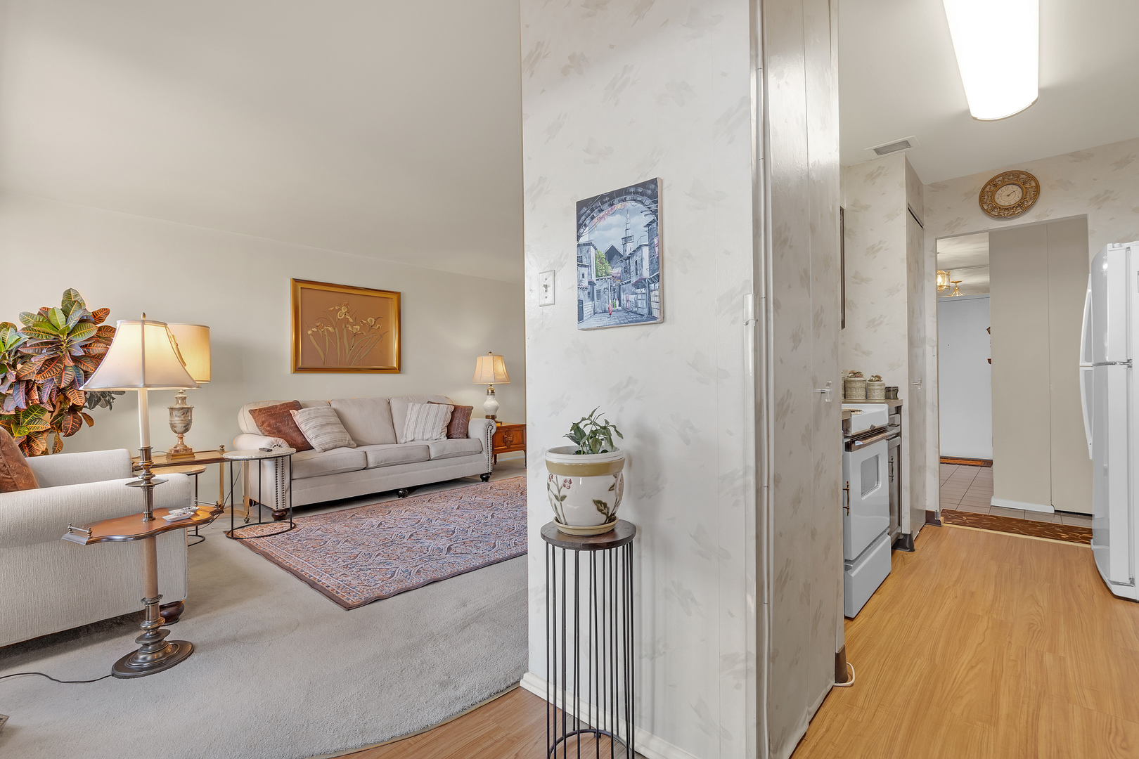 3801 Appian Way #403, Glenview, IL 60025