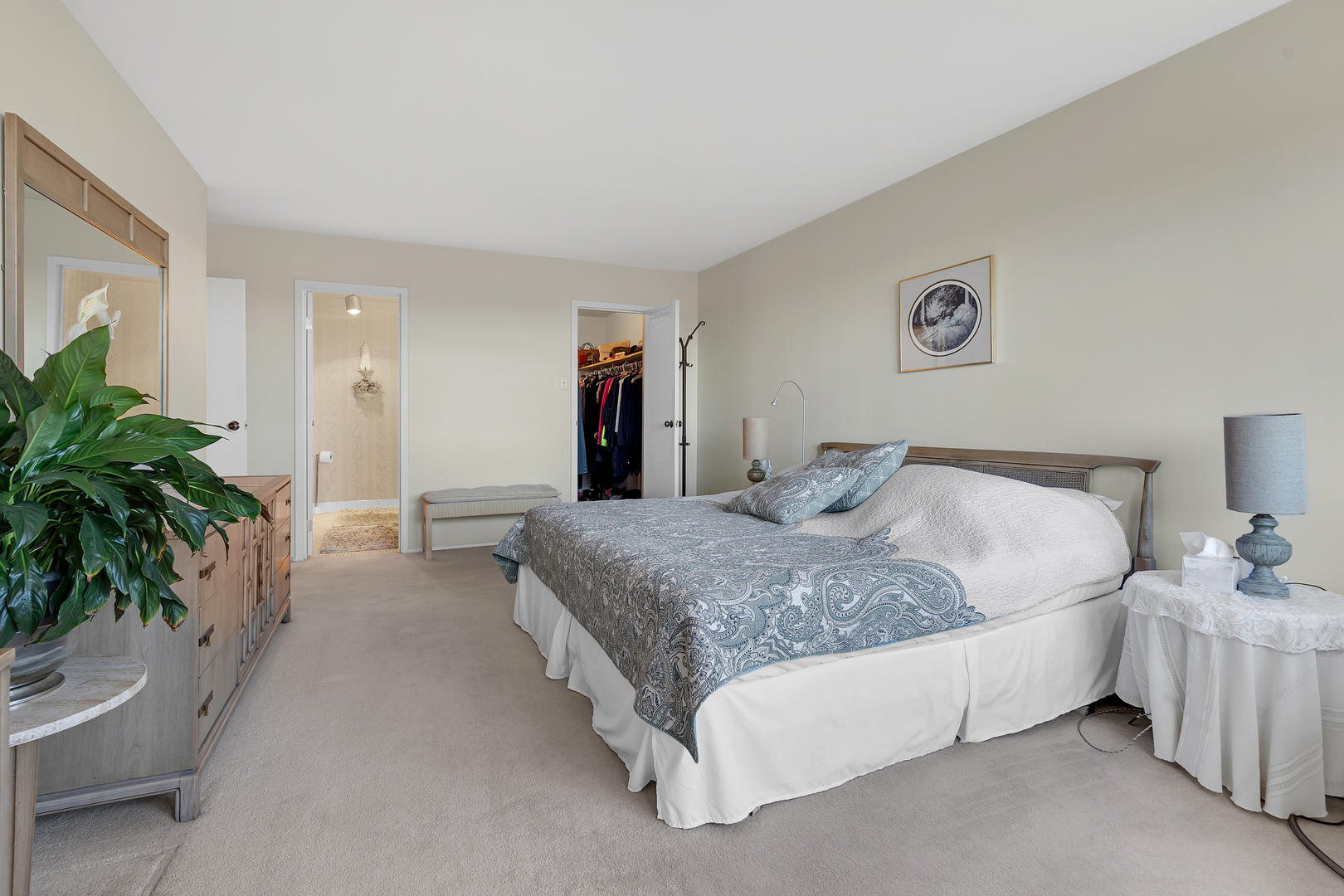 3801 Appian Way #403, Glenview, IL 60025