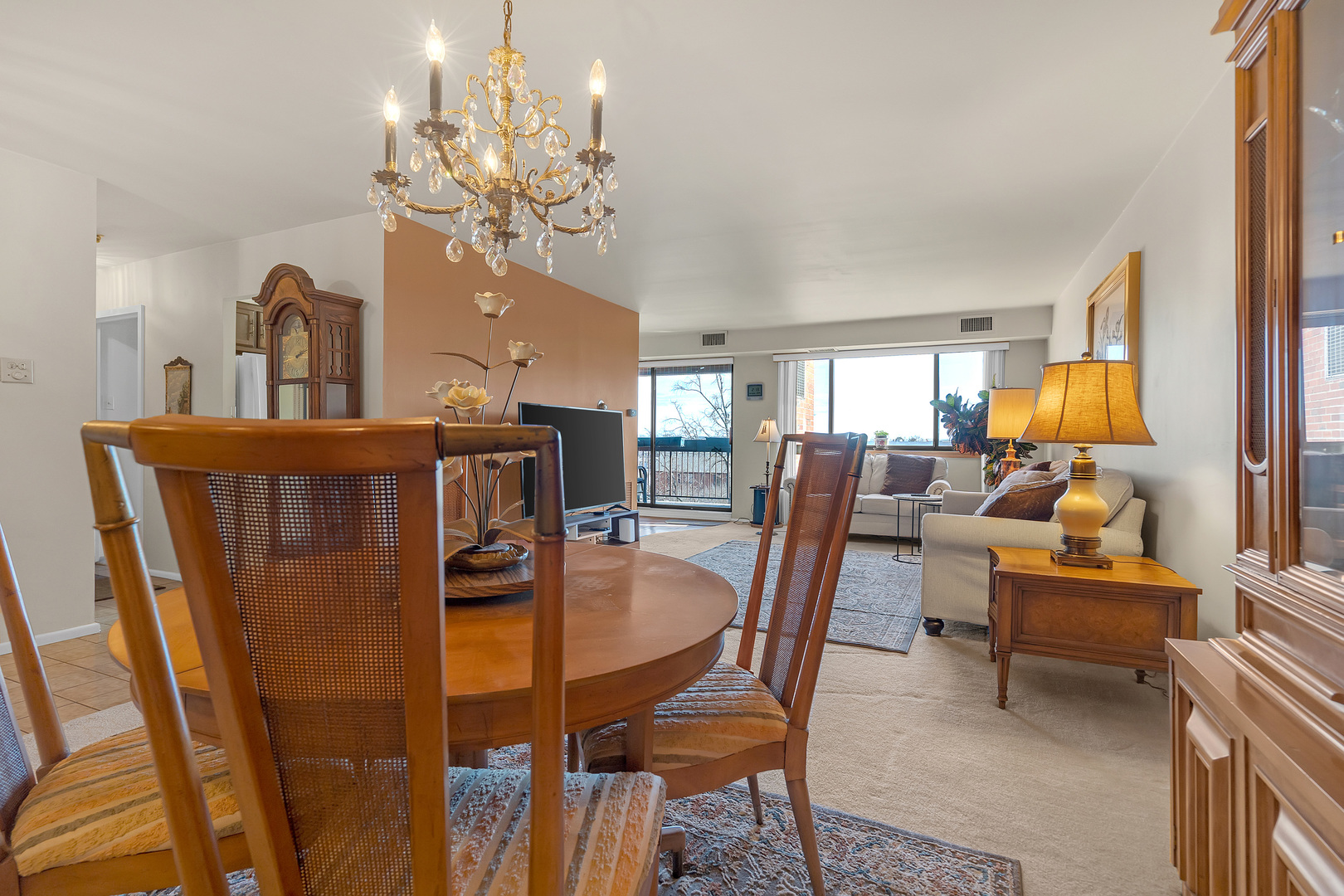 3801 Appian Way #403, Glenview, IL 60025