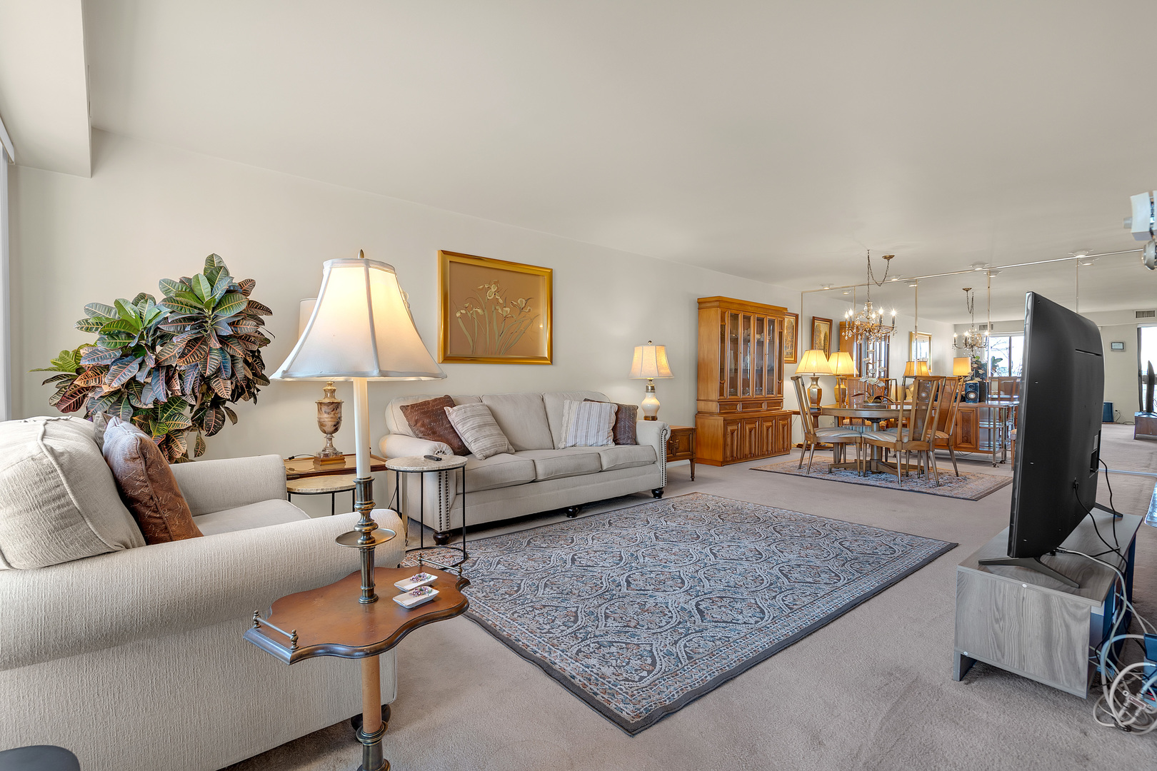 3801 Appian Way #403, Glenview, IL 60025