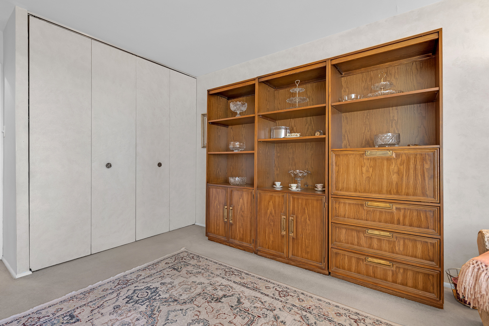 3801 Appian Way #403, Glenview, IL 60025