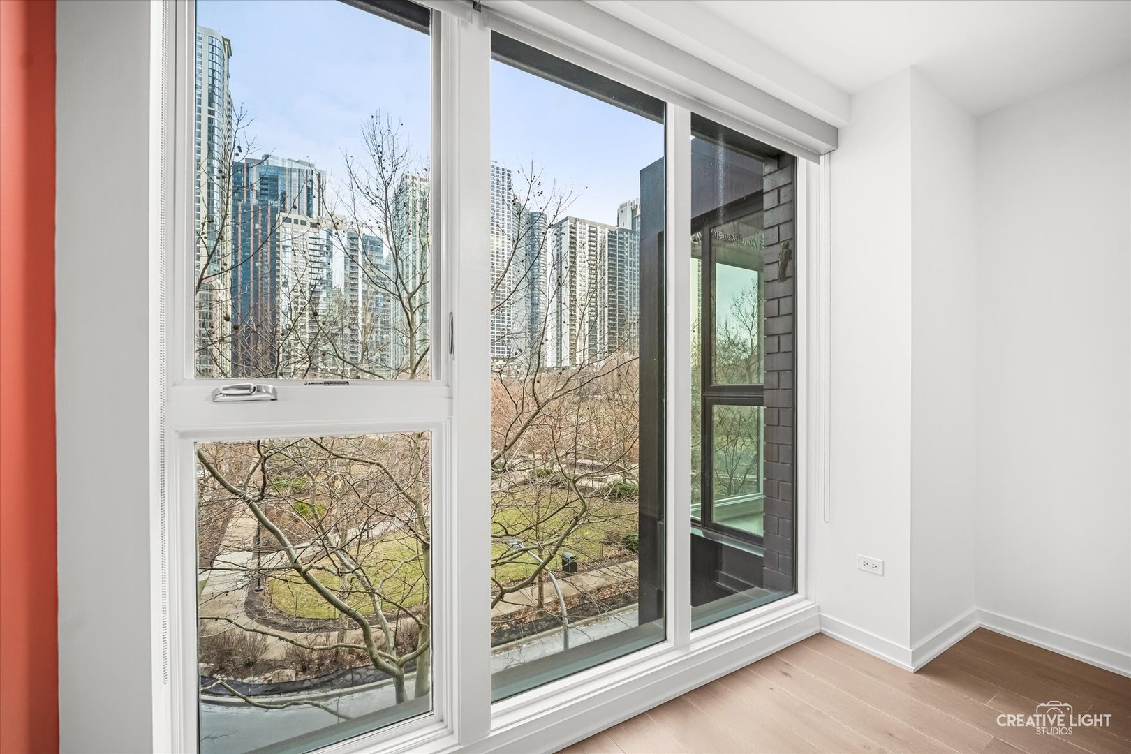 204 N Park Drive, Chicago, IL 60601