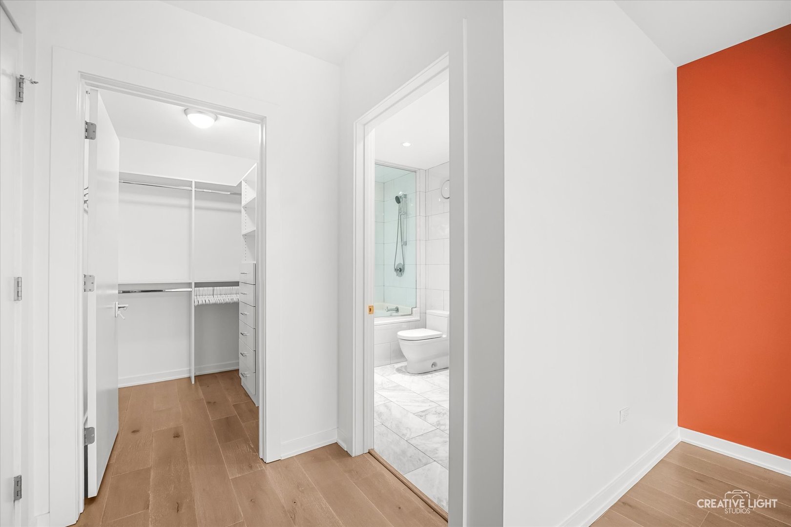 204 N Park Drive, Chicago, IL 60601