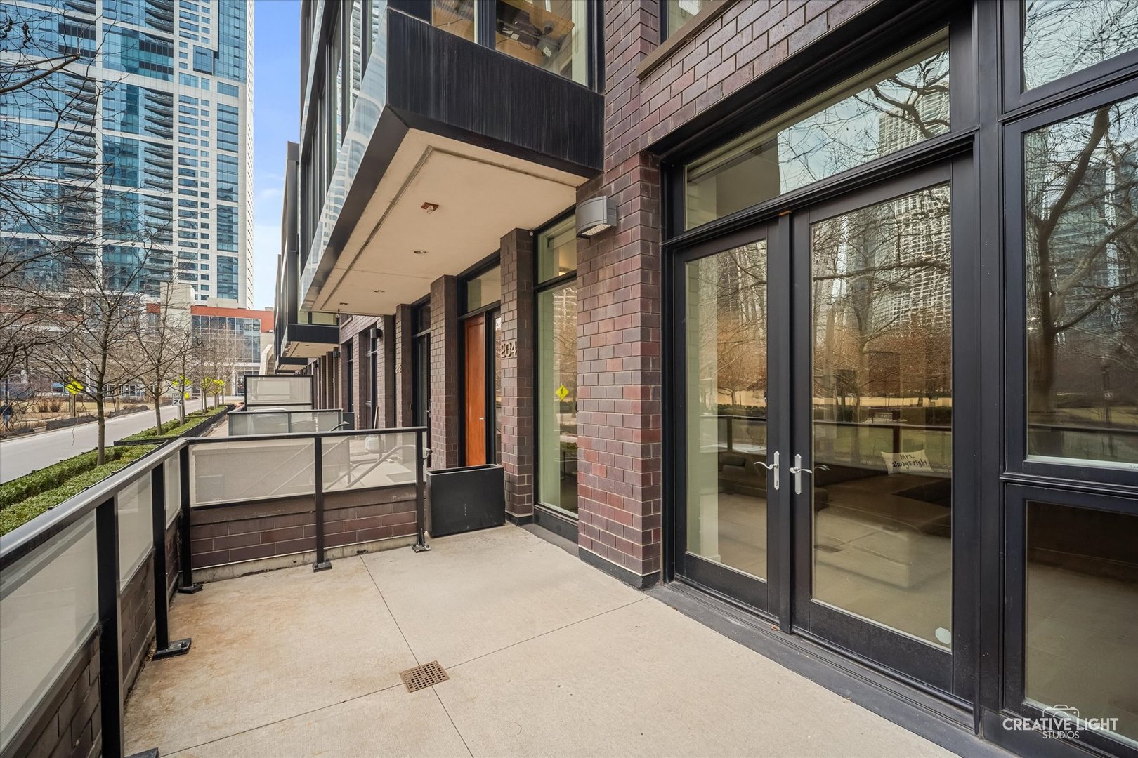 204 N Park Drive, Chicago, IL 60601