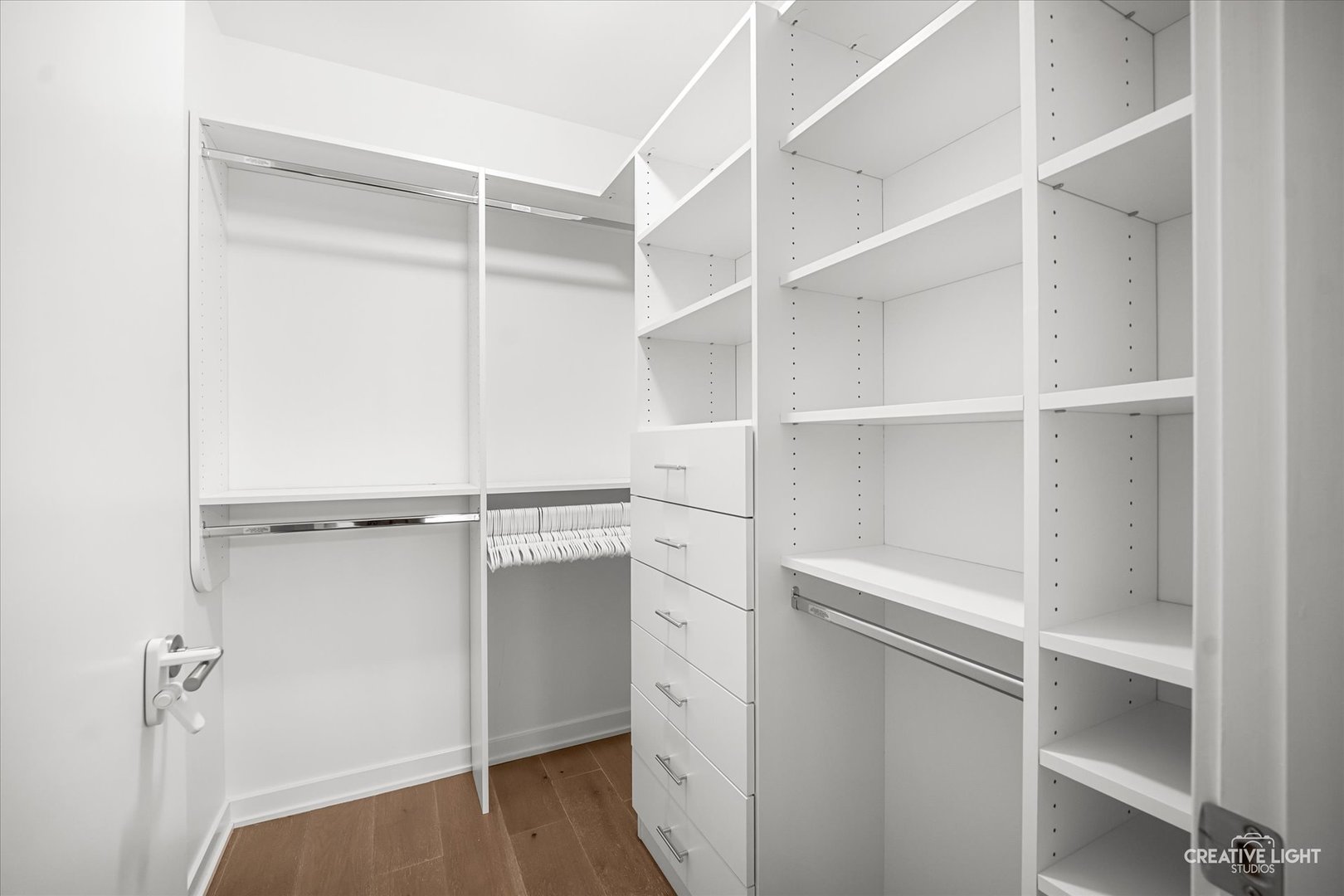 204 N Park Drive, Chicago, IL 60601