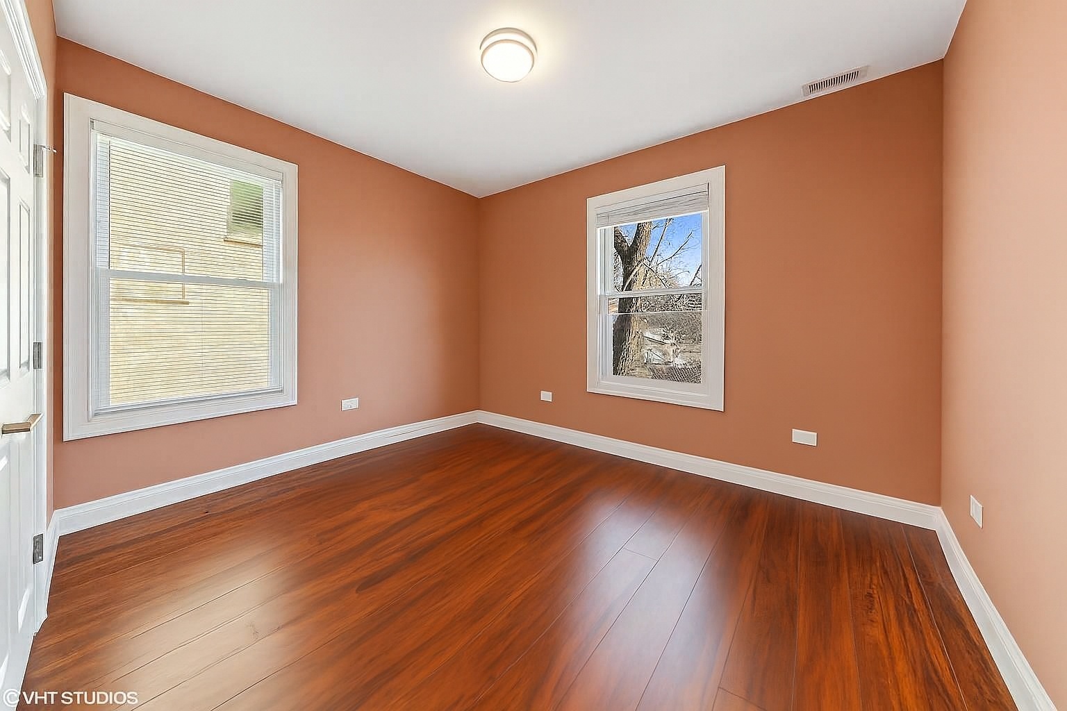 7121 S Yale Avenue, Chicago, IL 60621