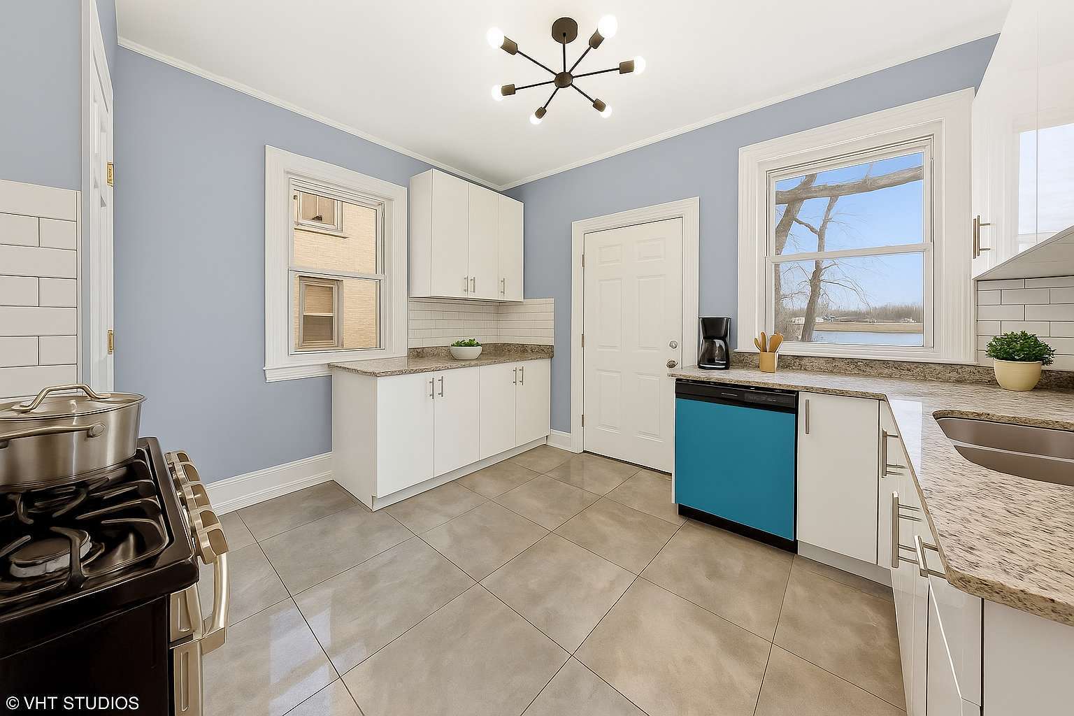 7121 S Yale Avenue, Chicago, IL 60621