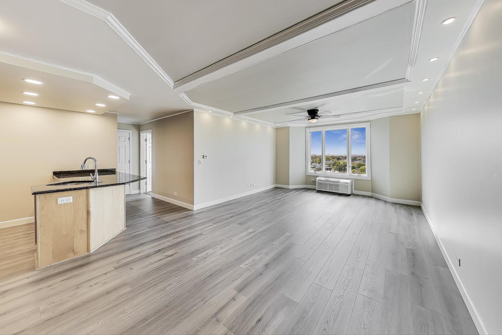 1 Renaissance Place #1220, Palatine, IL 60067