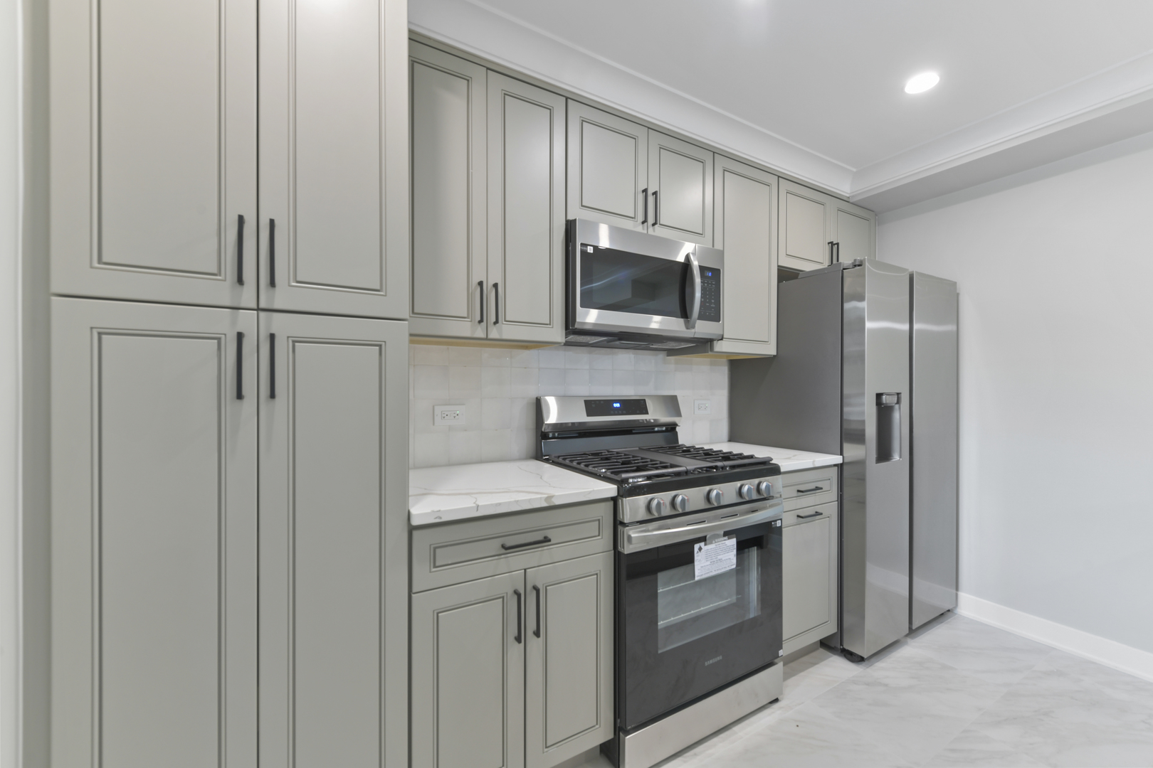 49 Orchard Terrace #2, Lombard, IL 60148