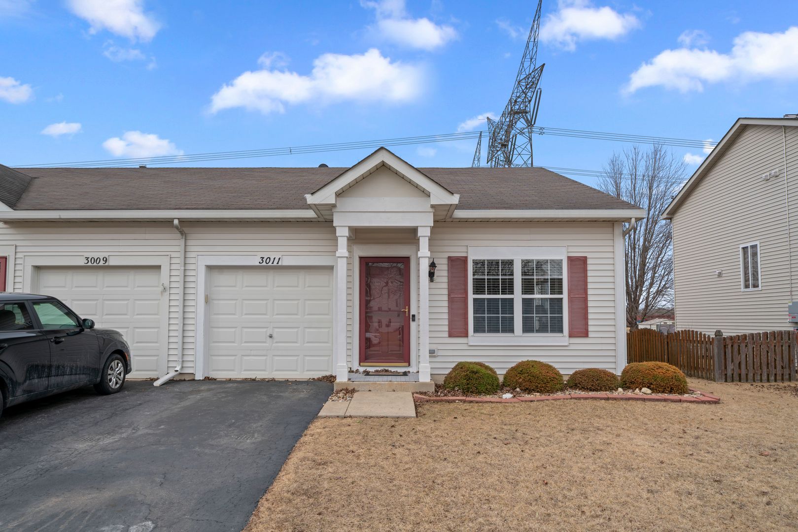 3011 Hoffman Street, Plano, IL 60545