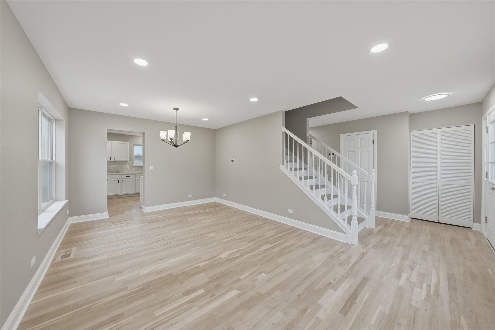 3709 Squires Mill Road, Joliet, IL 60431