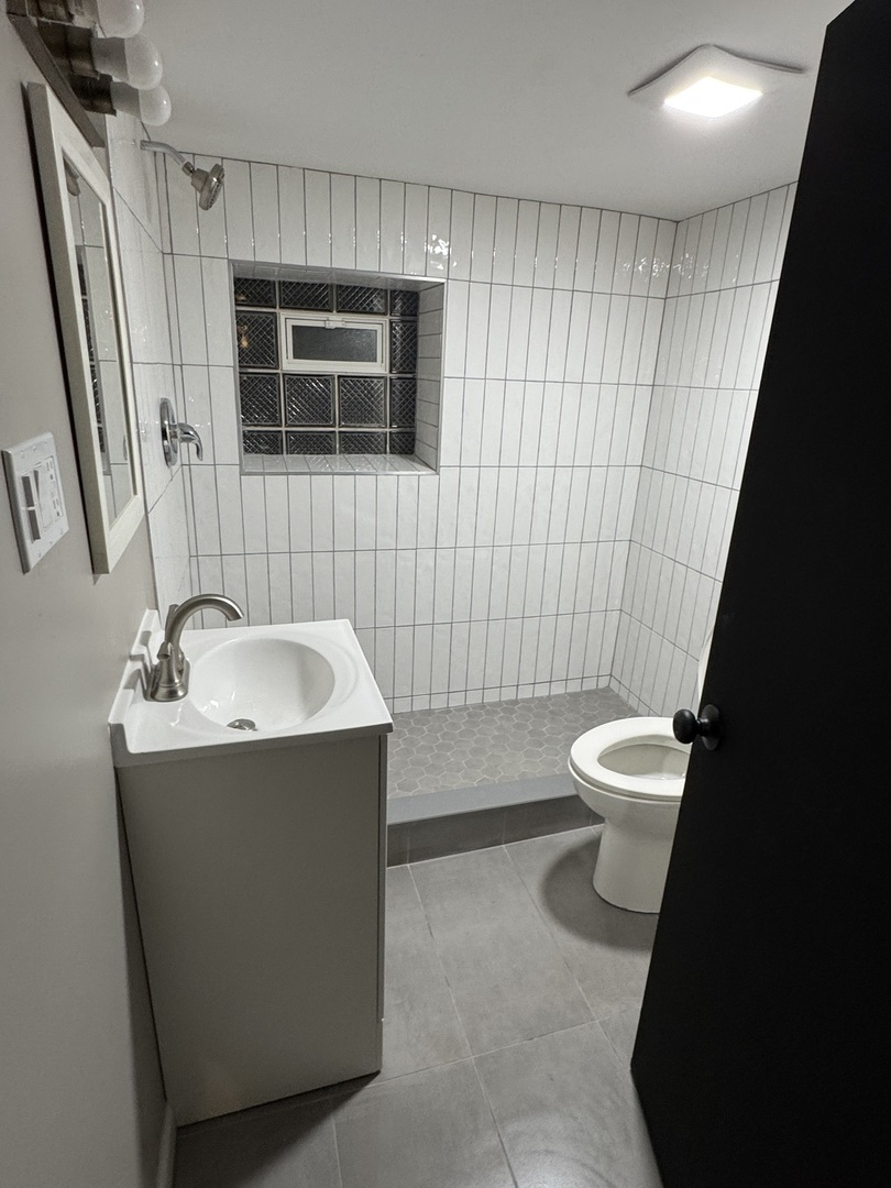 6840 S Champlain Avenue #G, Chicago, IL 60637