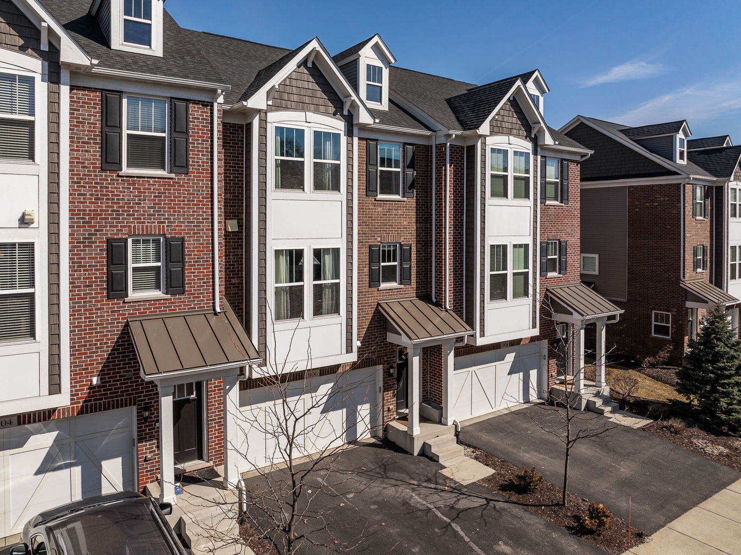 906 Coletta Circle, Naperville, IL 60563