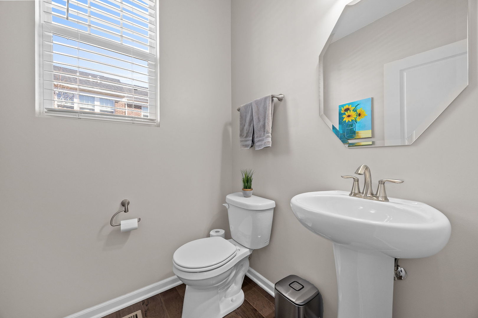 906 Coletta Circle, Naperville, IL 60563