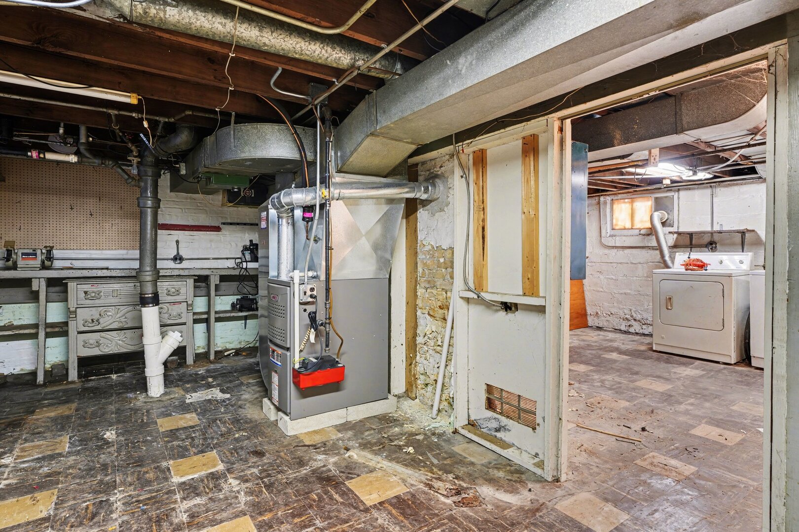 17858 Ridgewood Avenue, Lansing, IL 60438