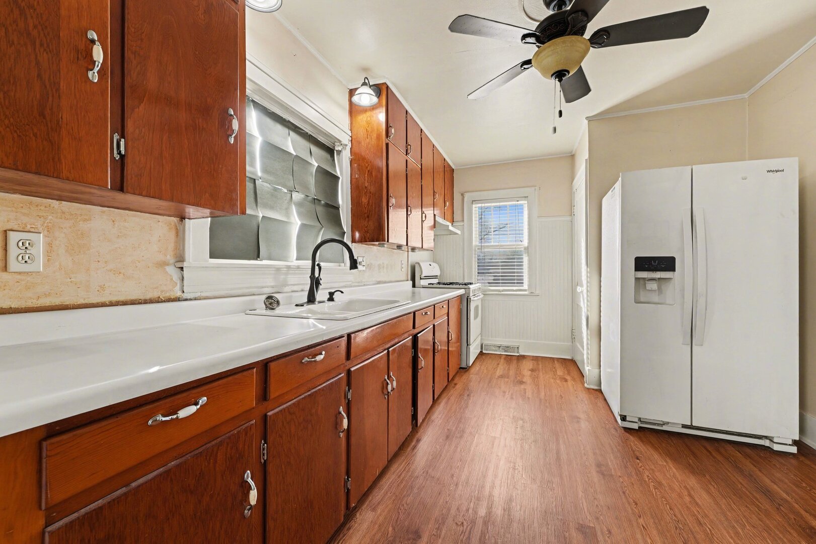 17858 Ridgewood Avenue, Lansing, IL 60438