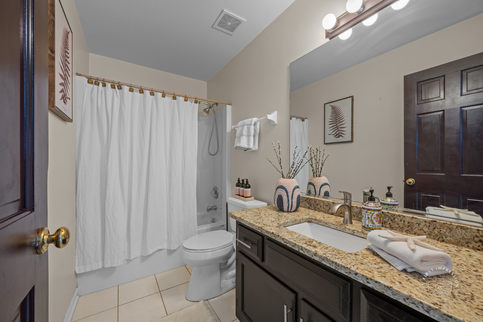 2833 Mapleside Court, Aurora, IL 60502