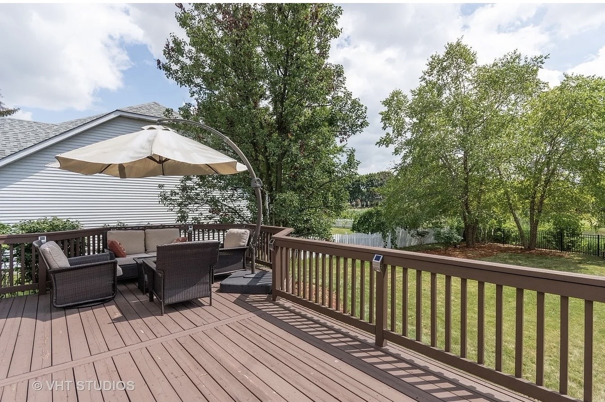 2833 Mapleside Court, Aurora, IL 60502