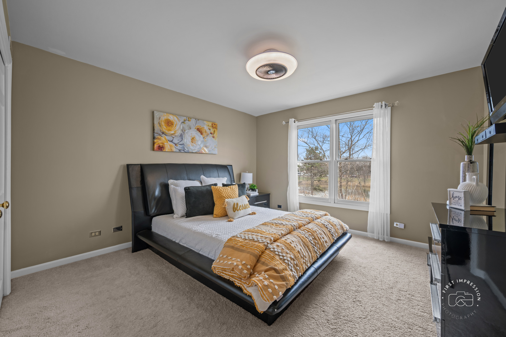 2833 Mapleside Court, Aurora, IL 60502