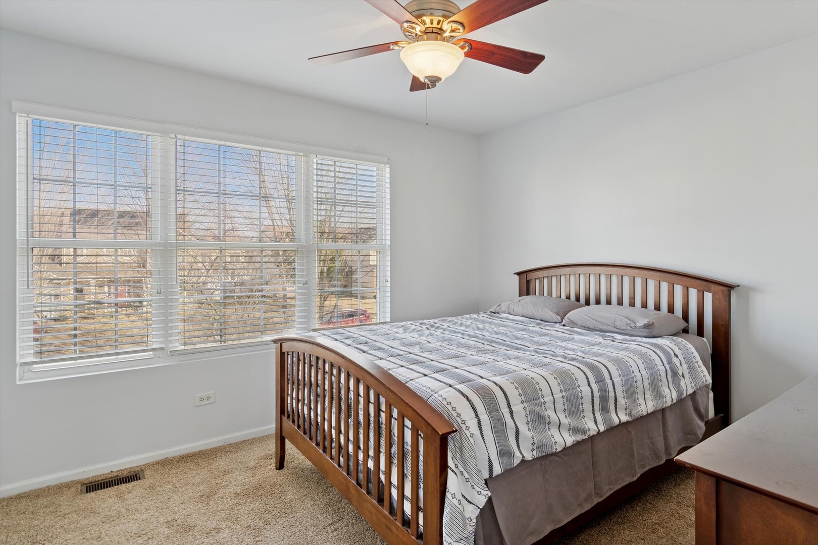 11330 S Highland Drive, Plainfield, IL 60585