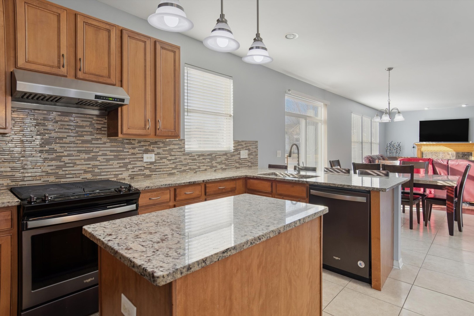 11330 S Highland Drive, Plainfield, IL 60585