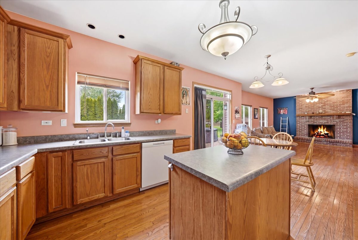 170 Cobbler Court, Sugar Grove, IL 60554