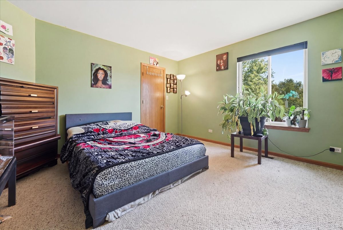 170 Cobbler Court, Sugar Grove, IL 60554