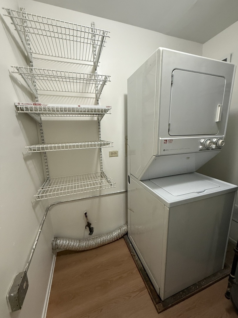 380 HEATHER Court #B2, Schaumburg, IL 60193