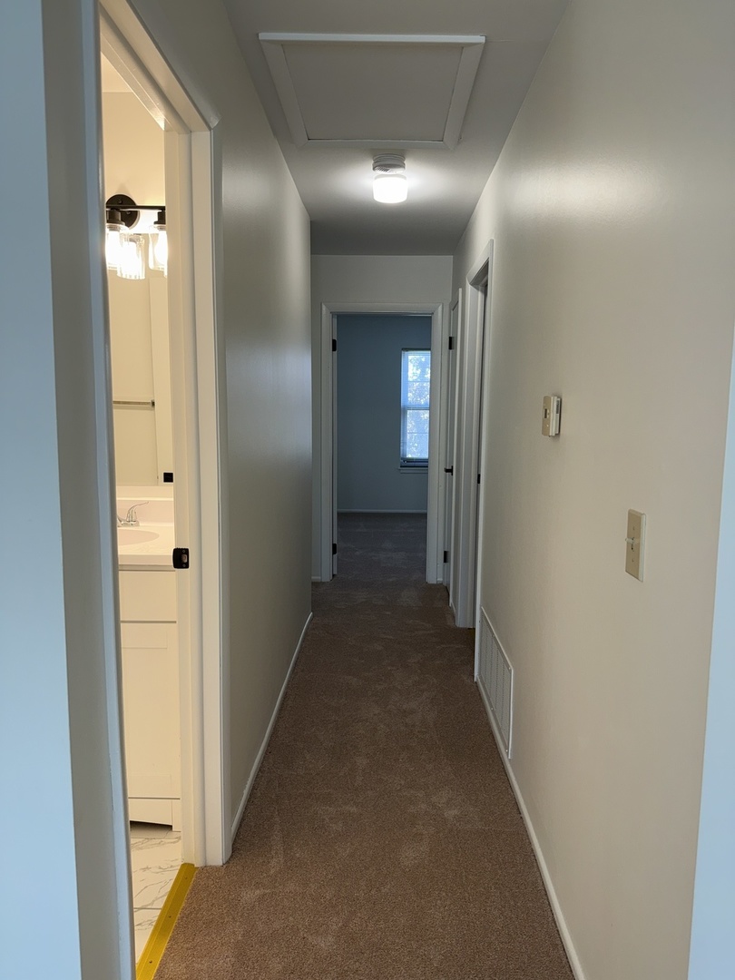 380 HEATHER Court #B2, Schaumburg, IL 60193